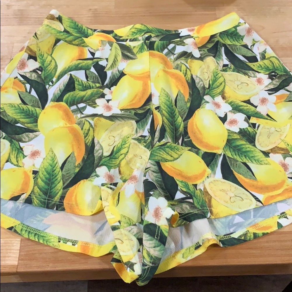 Show me your mumu shorts in size small